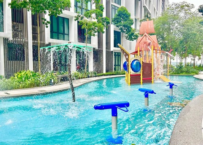 Comfort Place 1-8 Pax 3Q Beds Ara Damansara Center