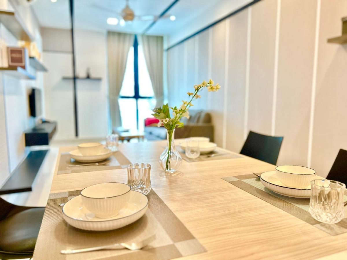Apartment Comfort Place 1-8 Pax 3q Beds Ara Damansara Center *