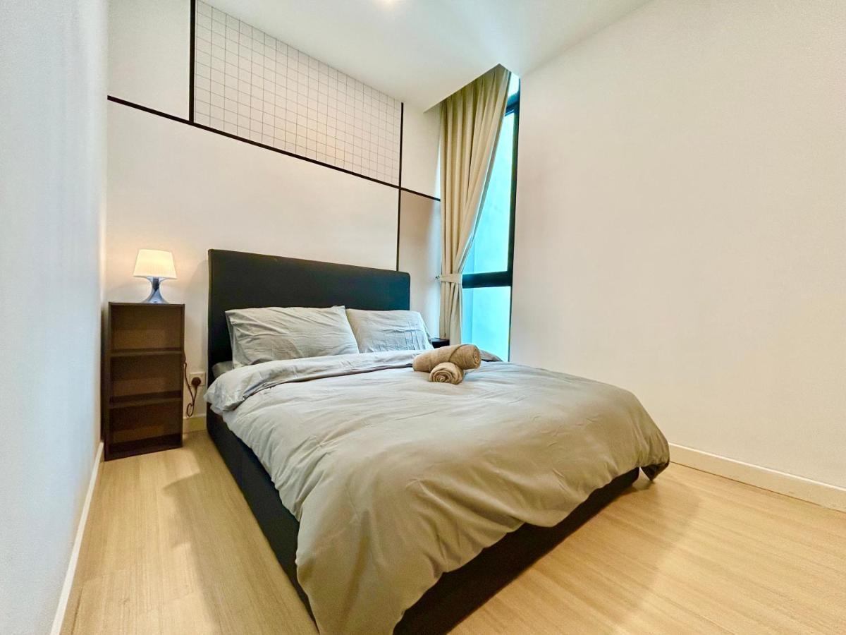 Apartment Comfort Place 1-8 Pax 3q Beds Ara Damansara Center *