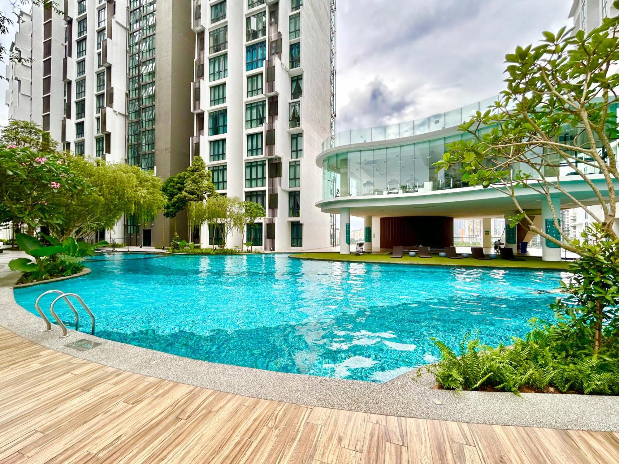 Comfort Place 1-8 Pax 3q Beds Ara Damansara Center Apartment *